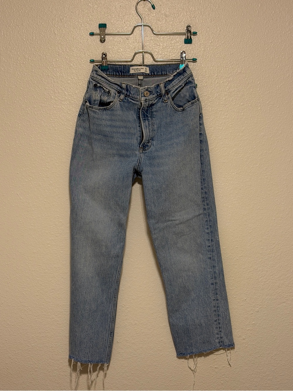 Abercrombie & Fitch Curve Love Straight Leg Crop Jeans 4S